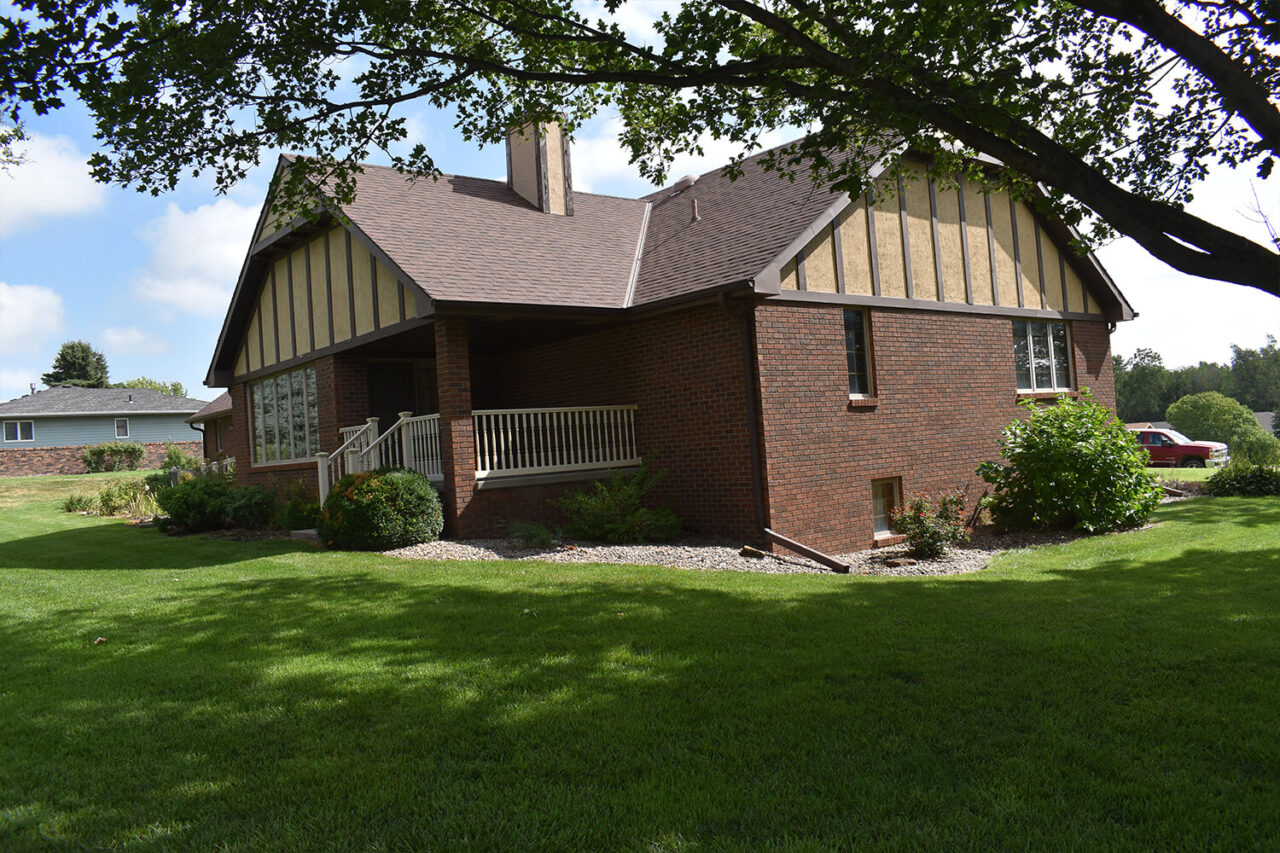 635 N 7 St, Hebron, NE Brad Elting & Company