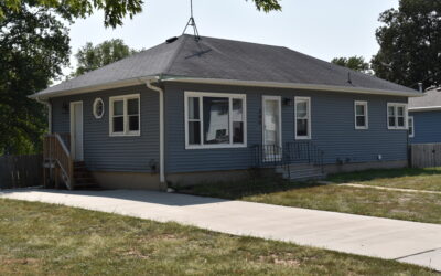 245 Duffield Ave., Hebron NE