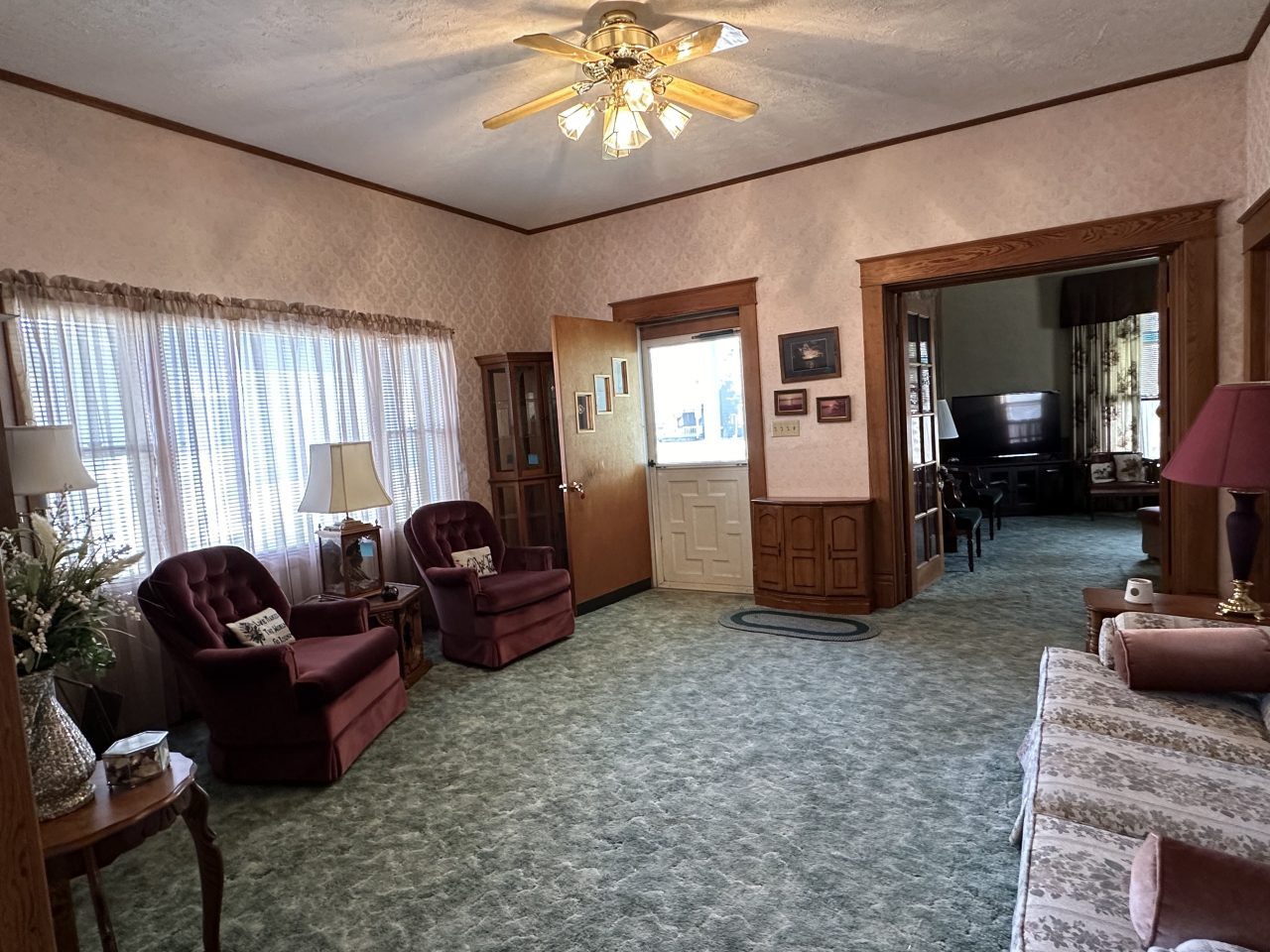 928 Olive Ave, Hebron, NE Brad Elting & Company