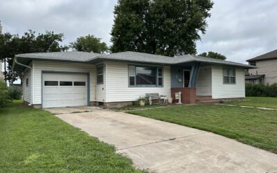 227 N 2nd Street, Hebron, NE