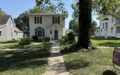 729 OLIVE AVE., Hebron, NE