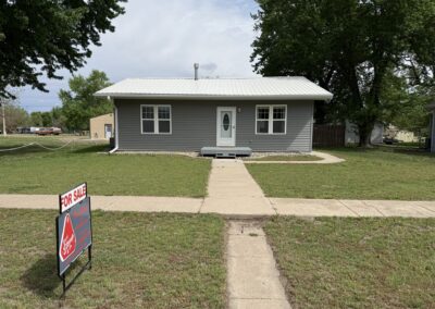 122 Union Ave., Hebron, NE