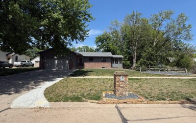 624 Eads Ave, Hebron, NE