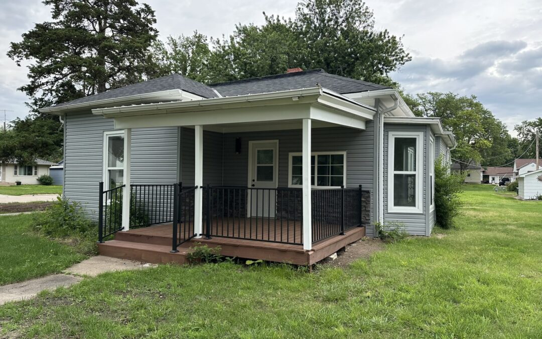 240 N 6th, Hebron NE